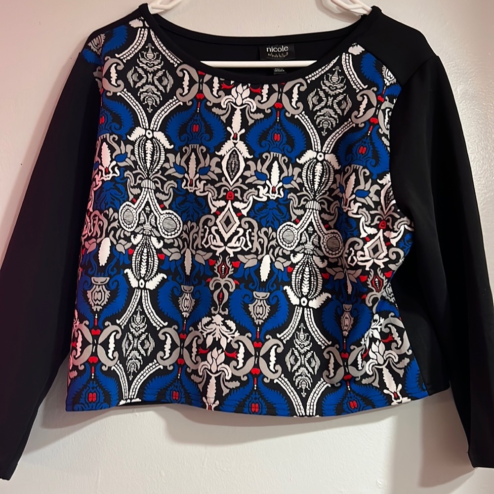 Nicole Miller Sweater Size XL PRELOVED